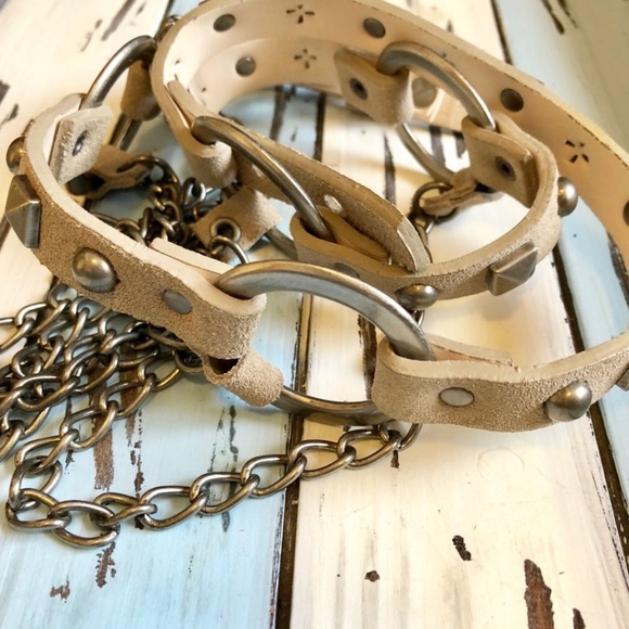 Express Accessories - EXPRESS SKINNY LEATHER AND SILVER CHAIN BELT